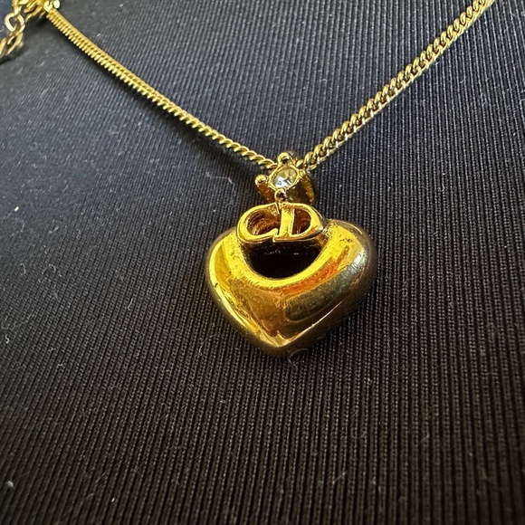 Christian Dior CD in Necklace: in Heart with Rhinestone - Picture 2 of 14
